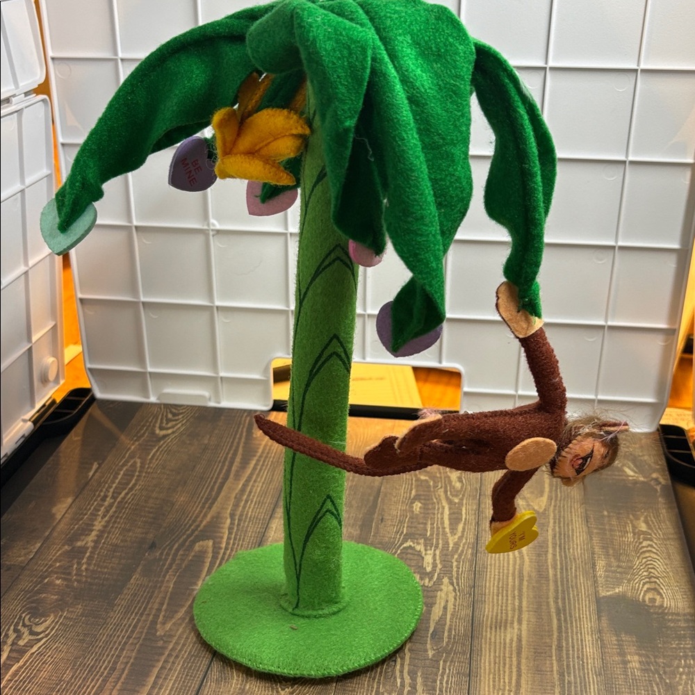RARE HTF - 2009 Annalee Bananas For You Monkey Tree Candy Hearts Palm Tree - Picture 5 of 5